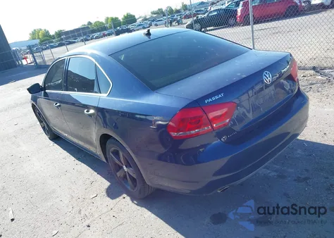 2013 Volkswagen Passat 2.0L Tdi Se из США, поврежденный, VIN 1VWBN7A39DC129965